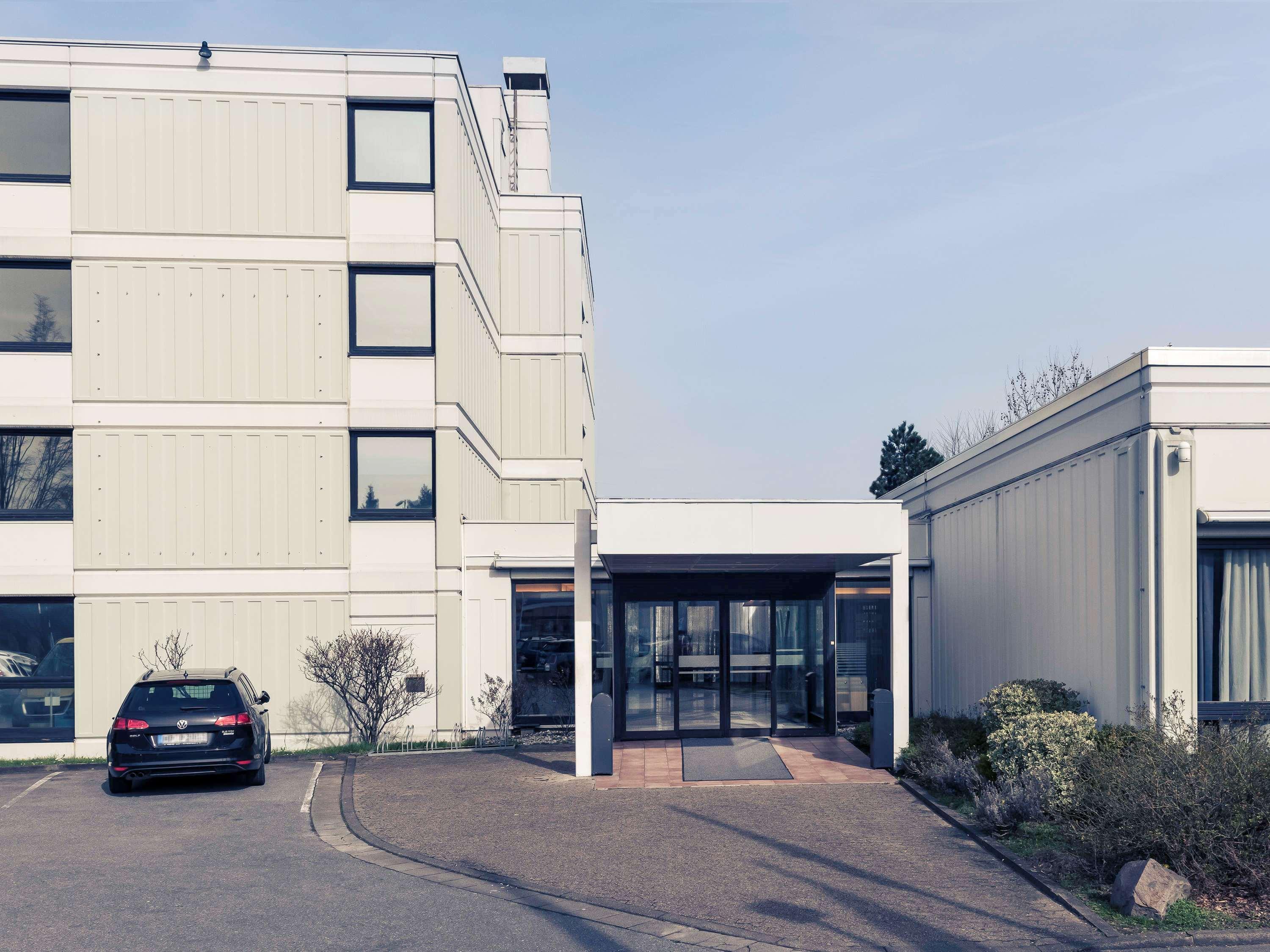 Mercure Hotel Düsseldorf Süd Exterior foto